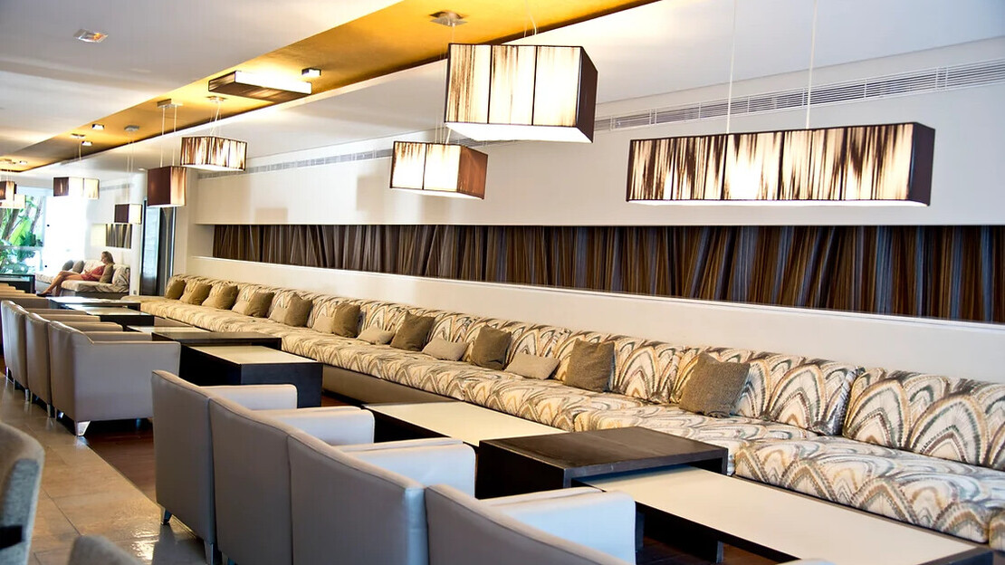 Beach Club Font De Sa Cala